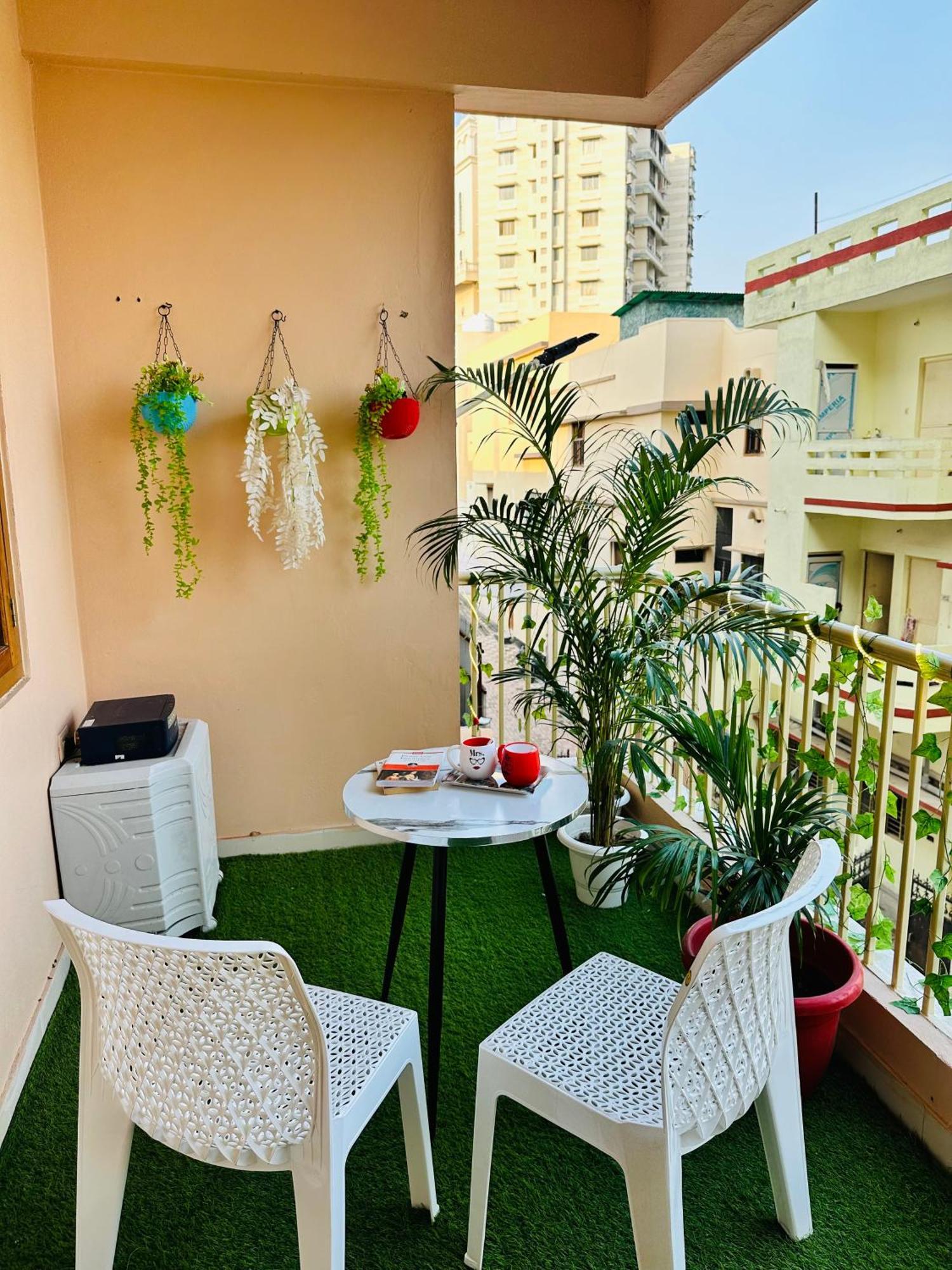 Zoomstay - 3Bhk Apartments Varanasi Exterior foto