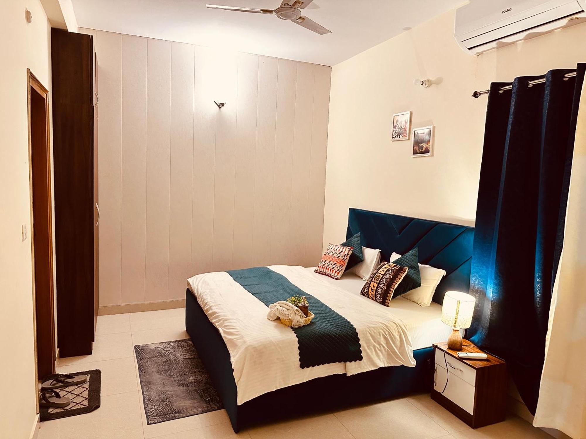 Zoomstay - 3Bhk Apartments Varanasi Exterior foto